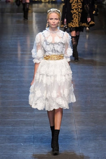 Fotoservizio/FW 2012-2013/WOMEN/DOLCE & GABBANA/D1/7