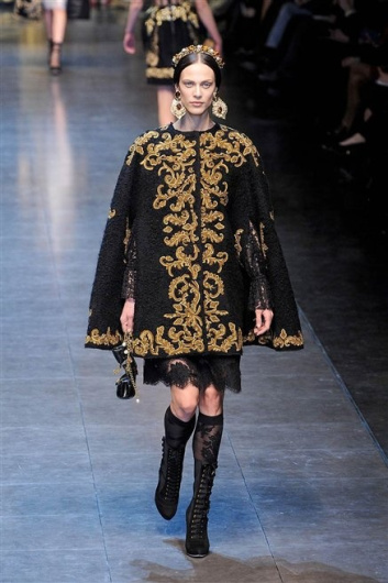 Fotoservizio/FW 2012-2013/WOMEN/DOLCE & GABBANA/D1/8