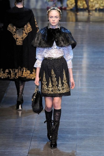 Fotoservizio/FW 2012-2013/WOMEN/DOLCE & GABBANA/D1/9