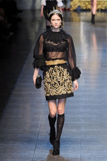 Fotoservizio/FW 2012-2013/WOMEN/DOLCE & GABBANA/D1/12