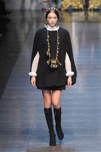 Fotoservizio/FW 2012-2013/WOMEN/DOLCE & GABBANA/D1/17