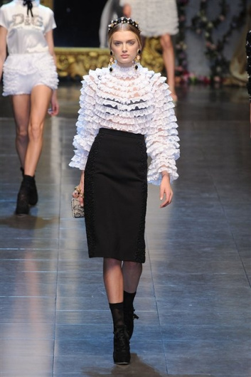 Fotoservizio/FW 2012-2013/WOMEN/DOLCE & GABBANA/D1/22