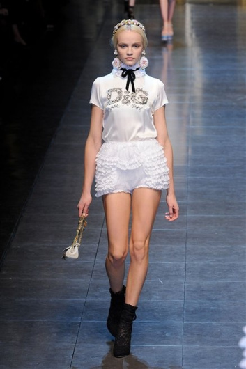 Fotoservizio/FW 2012-2013/WOMEN/DOLCE & GABBANA/D1/23