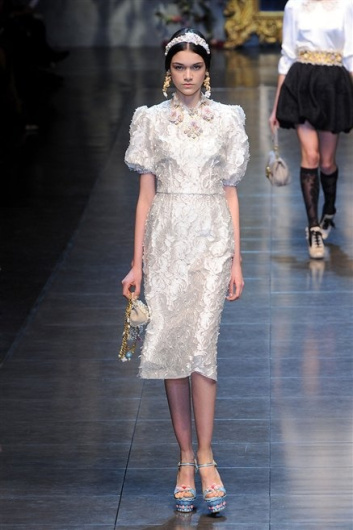 Fotoservizio/FW 2012-2013/WOMEN/DOLCE & GABBANA/D1/25
