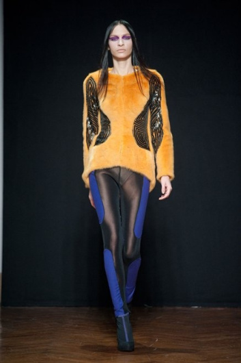 Fotoservizio/FW 2012-2013/WOMEN/CRISTIANO BURANI/D1/21