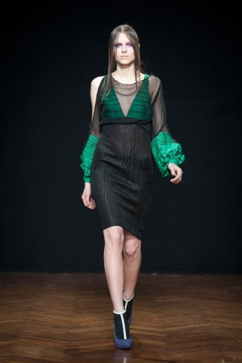 Fotoservizio/FW 2012-2013/WOMEN/CRISTIANO BURANI/D1/26