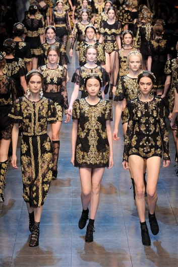 Fotoservizio/FW 2012-2013/WOMEN/DOLCE & GABBANA/D1/72