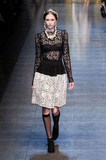Fotoservizio/FW 2012-2013/WOMEN/DOLCE & GABBANA/D1/32