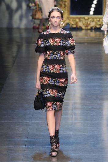 Fotoservizio/FW 2012-2013/WOMEN/DOLCE & GABBANA/D1/43