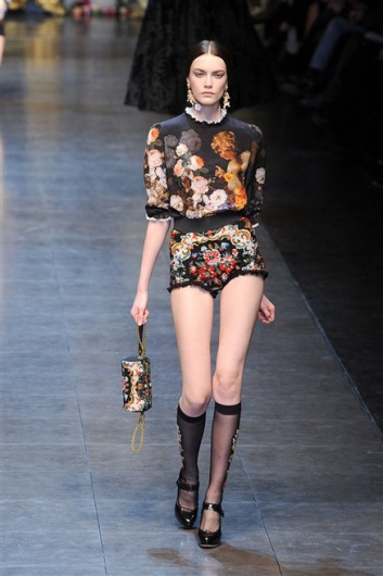 Fotoservizio/FW 2012-2013/WOMEN/DOLCE & GABBANA/D1/60