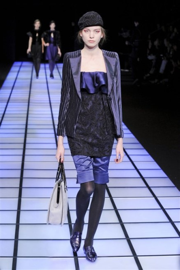 Fotoservizio/FW 2012-2013/WOMEN/EMPORIO ARMANI/D1/30