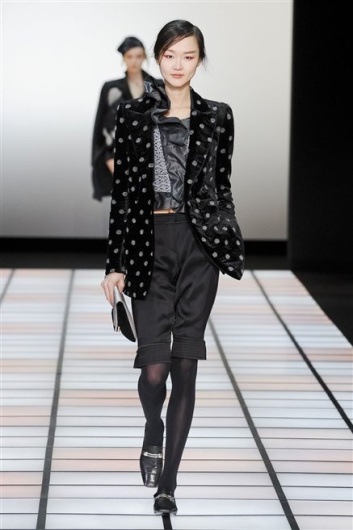 Fotoservizio/FW 2012-2013/WOMEN/EMPORIO ARMANI/D1/6