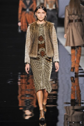 Fotoservizio/FW 2012-2013/WOMEN/ETRO/D1/5