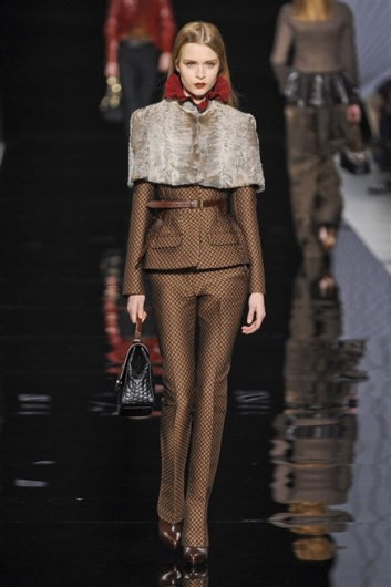 Fotoservizio/FW 2012-2013/WOMEN/ETRO/D1/9