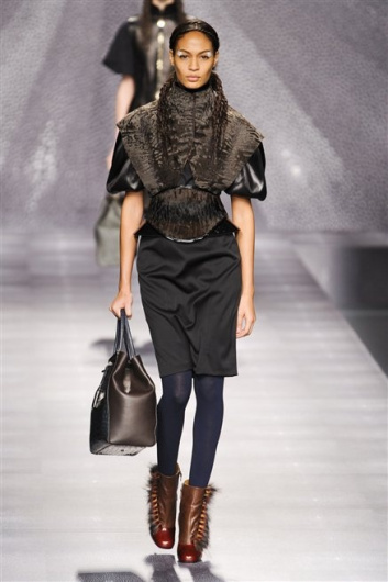 Fotoservizio/FW 2012-2013/WOMEN/FENDI/D1/1
