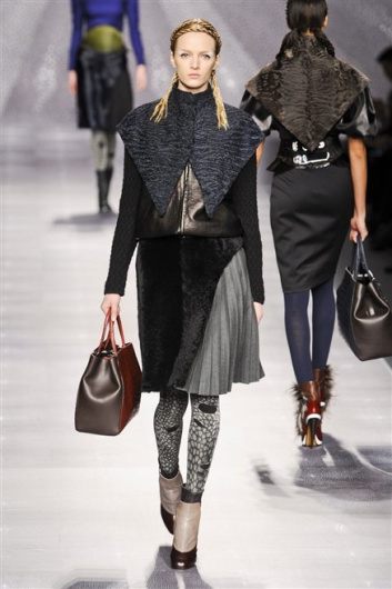 Fotoservizio/FW 2012-2013/WOMEN/FENDI/D1/3