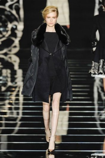 Fotoservizio/FW 2012-2013/WOMEN/ERMANNO SCERVINO/D1/33