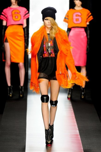 Fotoservizio/FW 2012-2013/WOMEN/FRANKIE MORELLO/D1/0