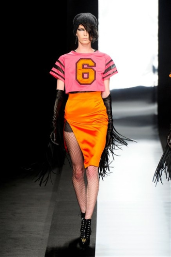 Fotoservizio/FW 2012-2013/WOMEN/FRANKIE MORELLO/D1/1
