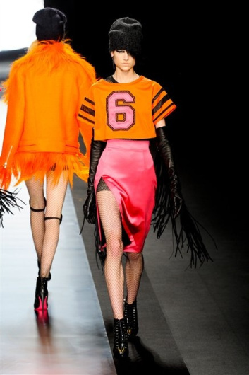 Fotoservizio/FW 2012-2013/WOMEN/FRANKIE MORELLO/D1/2