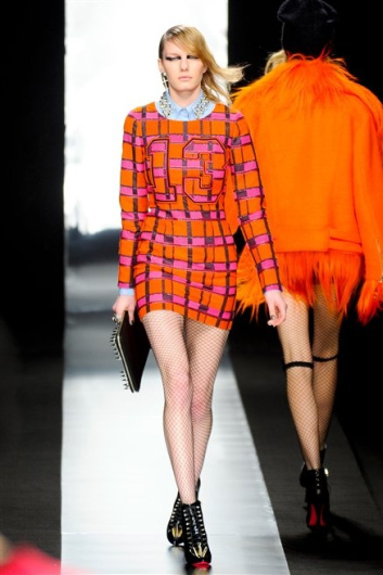 Fotoservizio/FW 2012-2013/WOMEN/FRANKIE MORELLO/D1/3