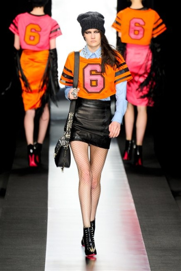 Fotoservizio/FW 2012-2013/WOMEN/FRANKIE MORELLO/D1/4