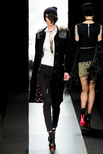 Fotoservizio/FW 2012-2013/WOMEN/FRANKIE MORELLO/D1/21