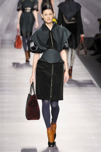 Fotoservizio/FW 2012-2013/WOMEN/FENDI/D1/5