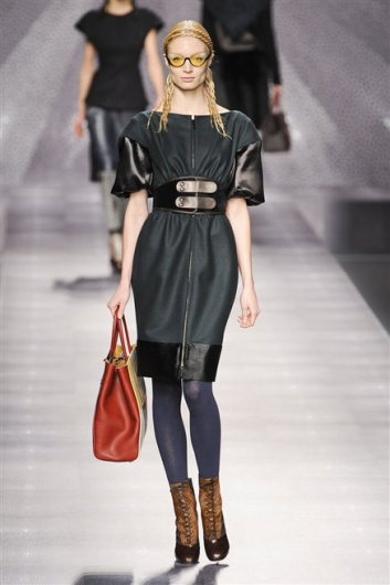 Fotoservizio/FW 2012-2013/WOMEN/FENDI/D1/6