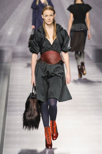 Fotoservizio/FW 2012-2013/WOMEN/FENDI/D1/10