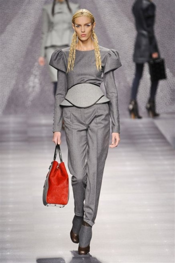Fotoservizio/FW 2012-2013/WOMEN/FENDI/D1/16