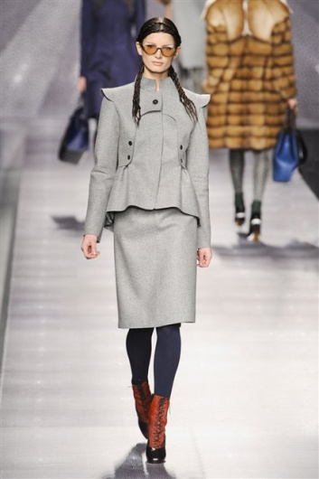 Fotoservizio/FW 2012-2013/WOMEN/FENDI/D1/17