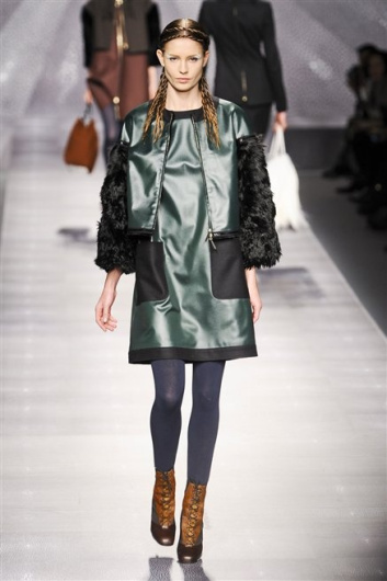 Fotoservizio/FW 2012-2013/WOMEN/FENDI/D1/22