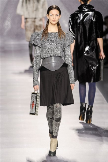 Fotoservizio/FW 2012-2013/WOMEN/FENDI/D1/36