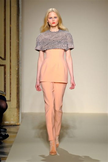 Fotoservizio/FW 2012-2013/WOMEN/GABRIELE COLANGELO/D1/29