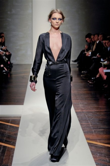 Fotoservizio/FW 2012-2013/WOMEN/GIANFRANCO FERRE'/D1/34
