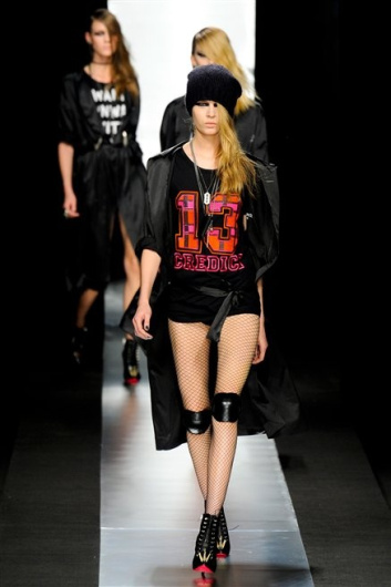 Fotoservizio/FW 2012-2013/WOMEN/FRANKIE MORELLO/D1/37