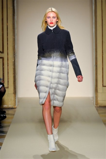 Fotoservizio/FW 2012-2013/WOMEN/GABRIELE COLANGELO/D1/6