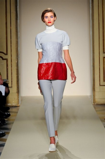 Fotoservizio/FW 2012-2013/WOMEN/GABRIELE COLANGELO/D1/21