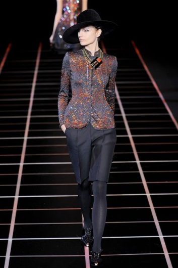 Fotoservizio/FW 2012-2013/WOMEN/GIORGIO ARMANI/D1/54
