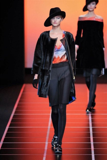 Fotoservizio/FW 2012-2013/WOMEN/GIORGIO ARMANI/D1/15