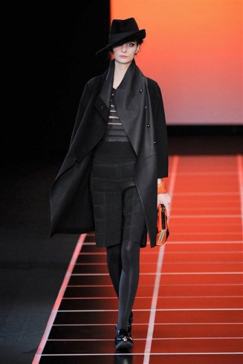 Fotoservizio/FW 2012-2013/WOMEN/GIORGIO ARMANI/D1/25