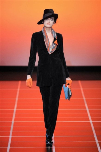 Fotoservizio/FW 2012-2013/WOMEN/GIORGIO ARMANI/D1/27