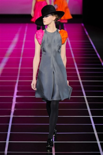 Fotoservizio/FW 2012-2013/WOMEN/GIORGIO ARMANI/D1/44