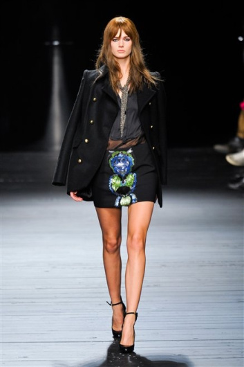 Fotoservizio/FW 2012-2013/WOMEN/ICEBERG/D1/40