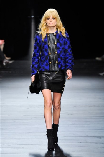 Fotoservizio/FW 2012-2013/WOMEN/ICEBERG/D1/7