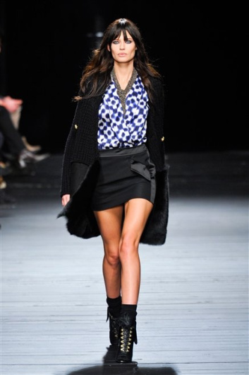 Fotoservizio/FW 2012-2013/WOMEN/ICEBERG/D1/9