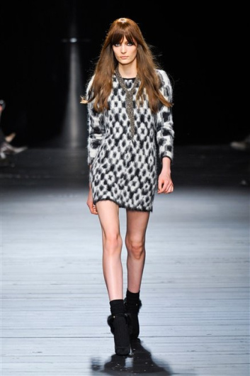 Fotoservizio/FW 2012-2013/WOMEN/ICEBERG/D1/12