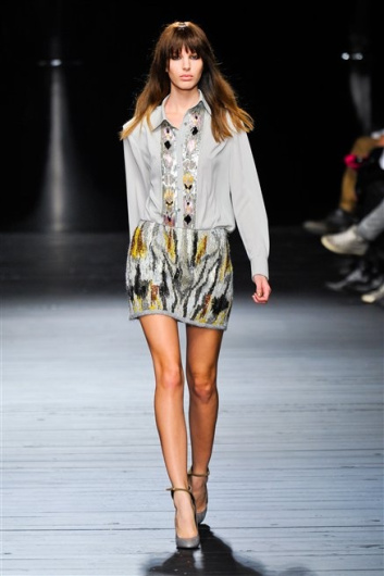 Fotoservizio/FW 2012-2013/WOMEN/ICEBERG/D1/31