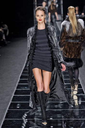 Fotoservizio/FW 2012-2013/WOMEN/JOHN RICHMOND/D1/21